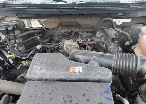 2010 Ford F-150 Stx/Xl/Xlt z USA, uszkodzony, nr VIN 1FTMF1CW1AKE05912